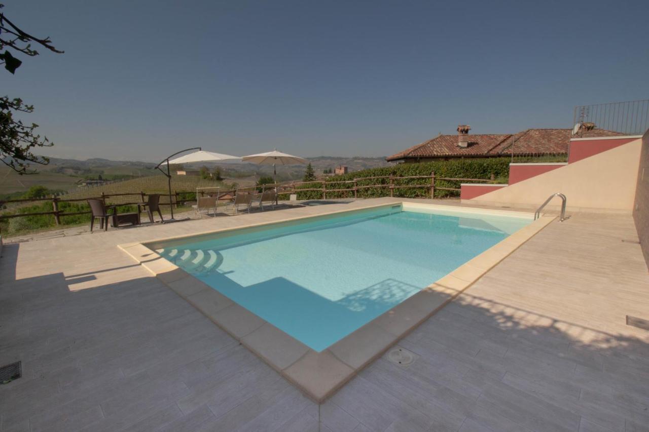 Bed and Breakfast Poggio Dei Farinetti à Diano dʼAlba Extérieur photo